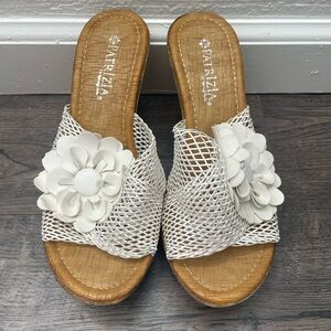 Patricia White Floral Women's Sandals